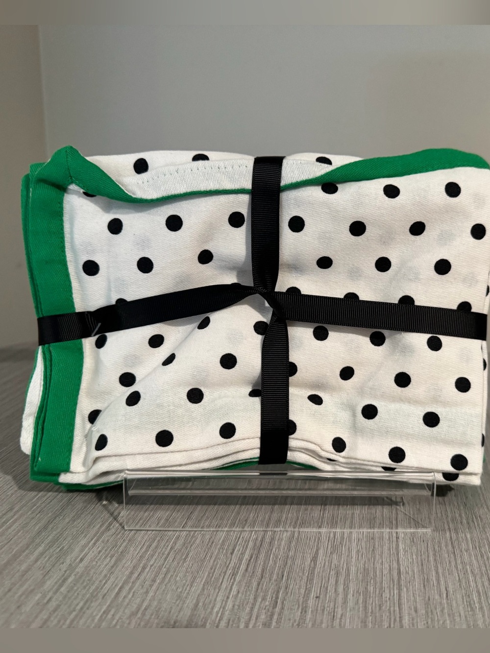 kate spade White and Black Polka Dot Napkins with Green Border - Picture 3 of 4